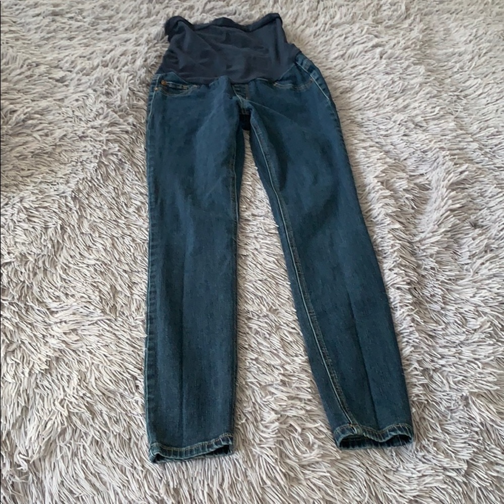 Maternity skinny jeans